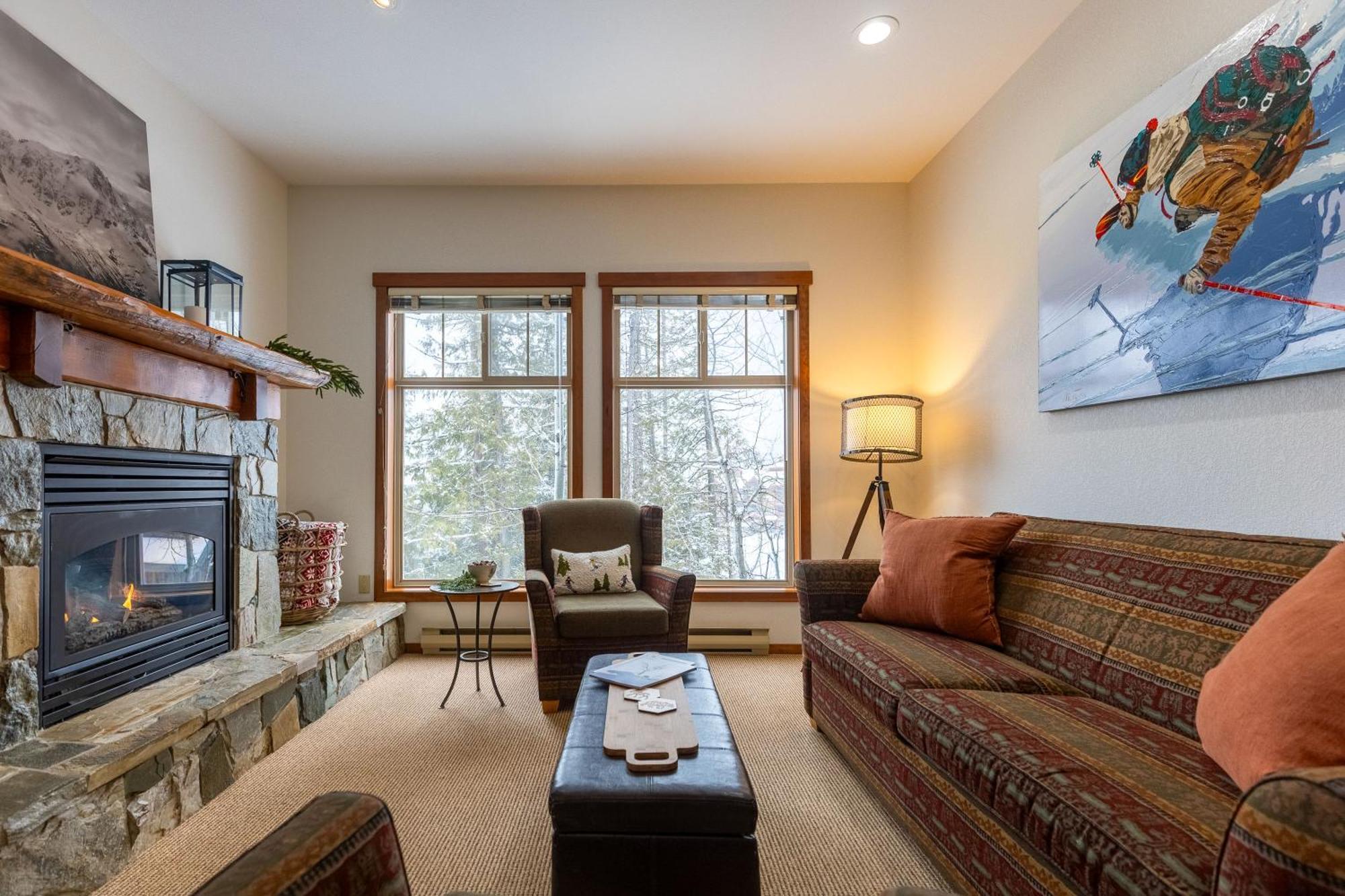 Snow Creek Lodge By Fernie Central Reservations Exterior photo